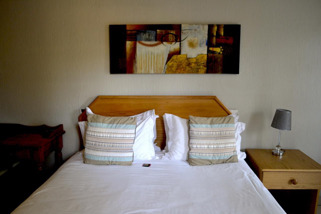 The Bedford View Guest House Germiston Buitenkant foto