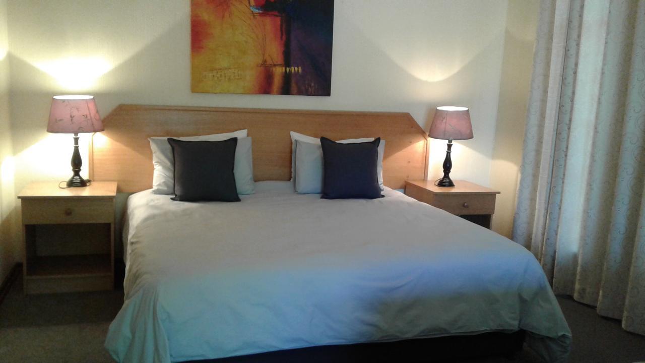 The Bedford View Guest House Germiston Buitenkant foto