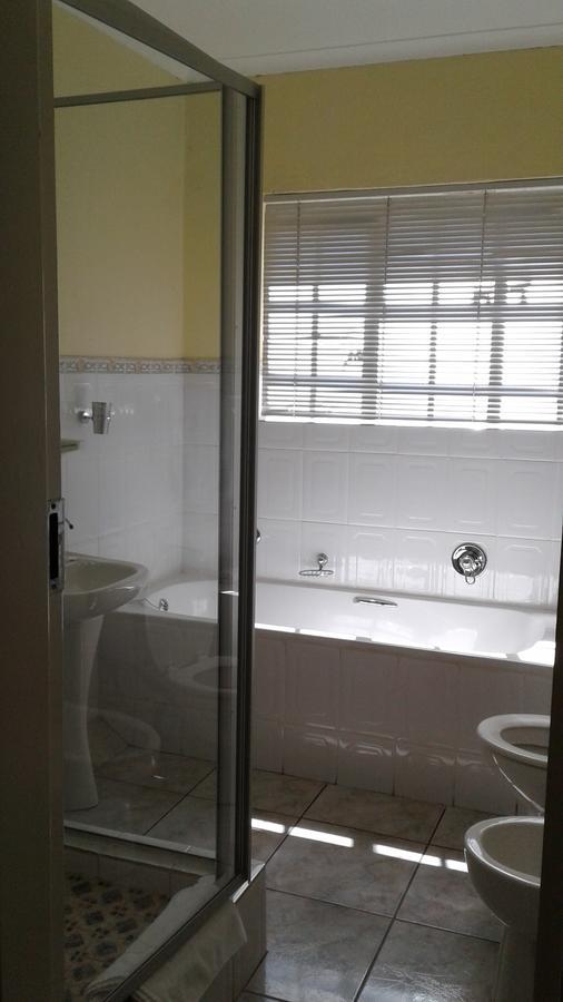 The Bedford View Guest House Germiston Buitenkant foto