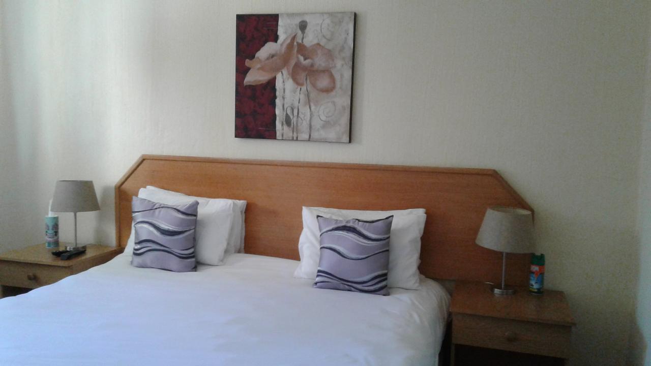 The Bedford View Guest House Germiston Buitenkant foto
