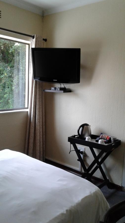 The Bedford View Guest House Germiston Buitenkant foto