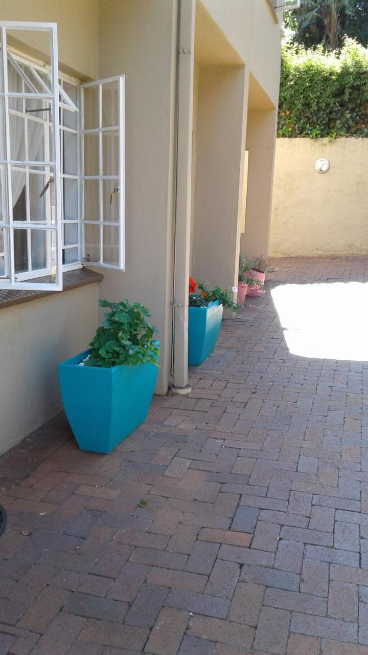 The Bedford View Guest House Germiston Buitenkant foto