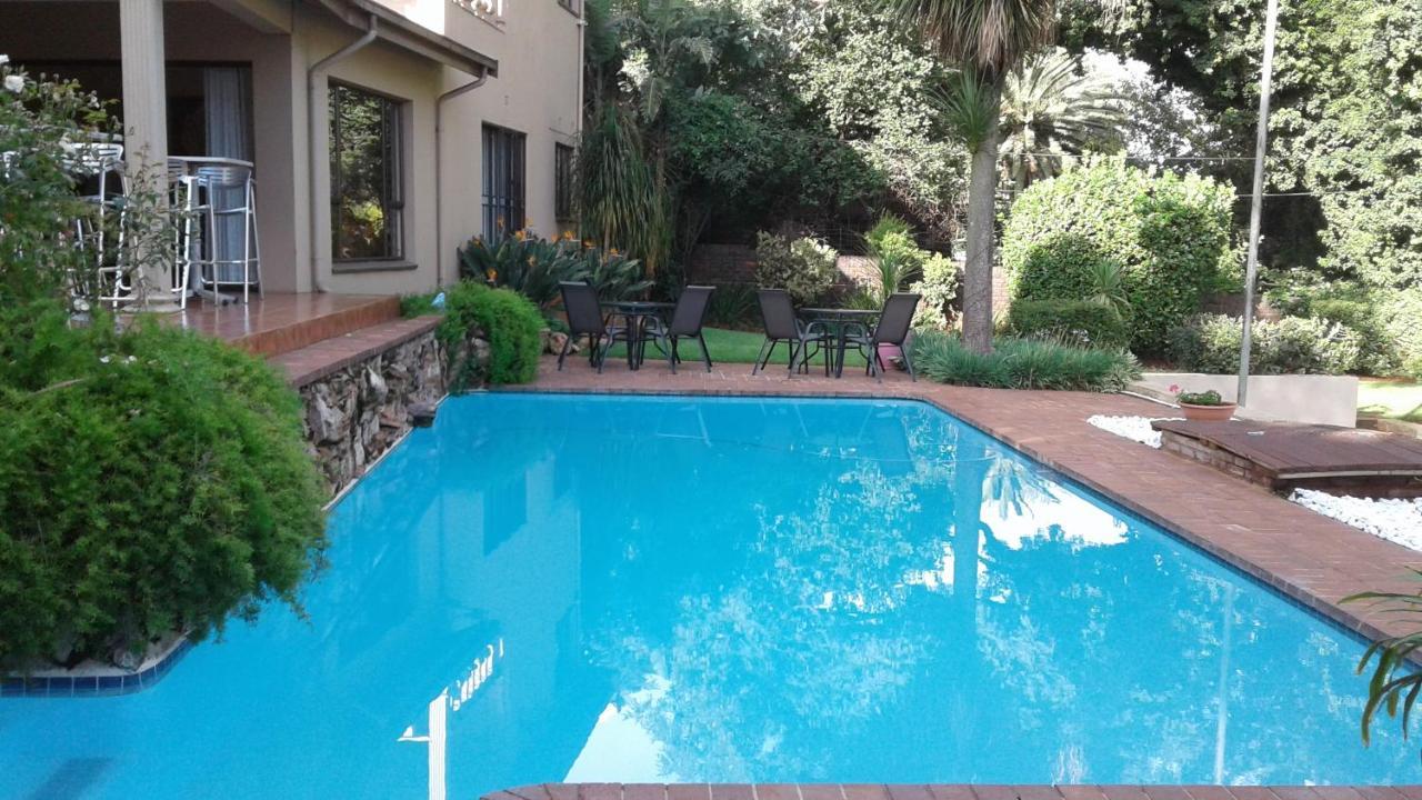 The Bedford View Guest House Germiston Buitenkant foto