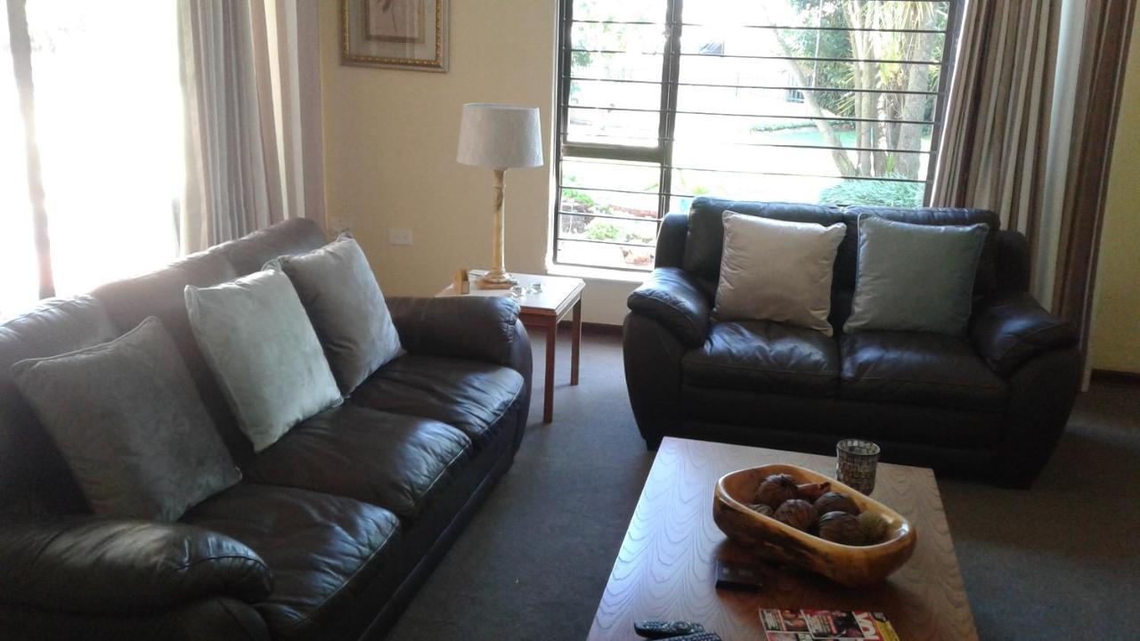 The Bedford View Guest House Germiston Buitenkant foto